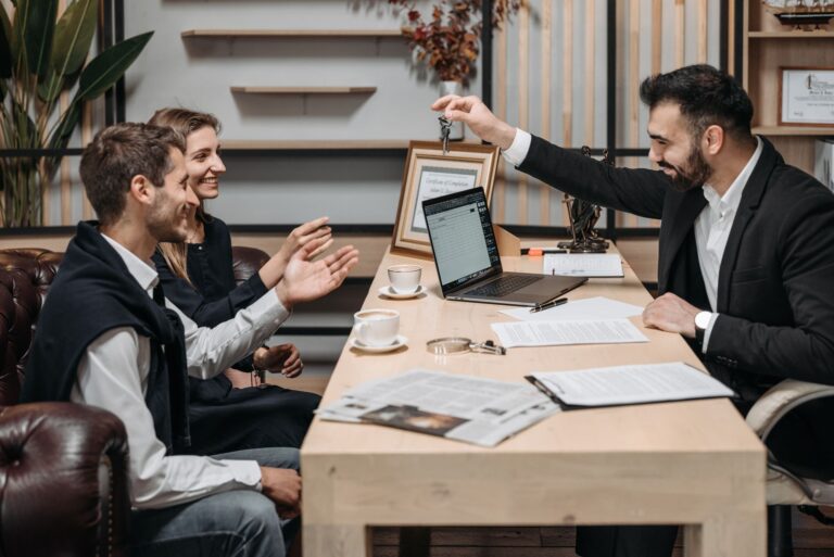 How to Verify a Villa Rental Company Has a PT PMA License